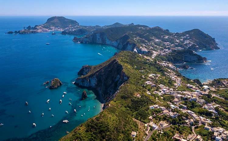 Tour Guidato Riviera di Ulisse e Isola di Ponza, 4 giorni/ 3 notti