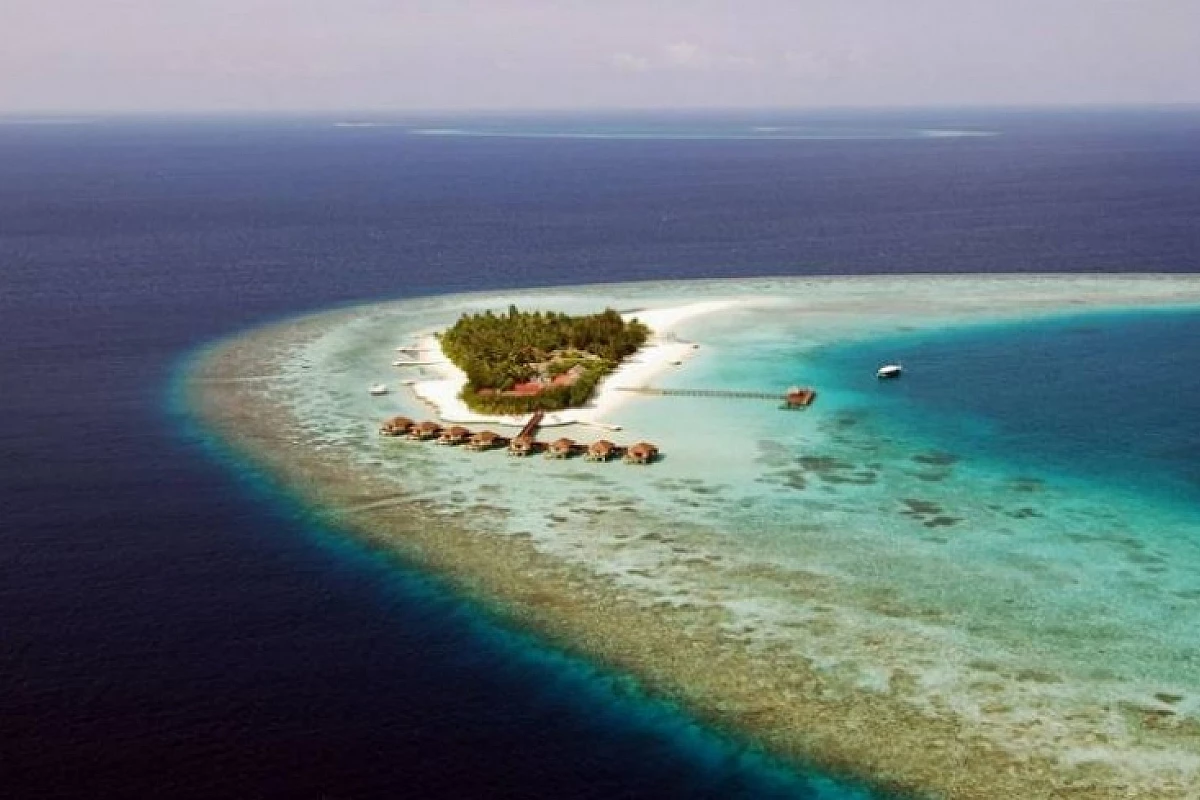 Parti per le Maldive: al Seaclub Maayafushi Resort per una settimana!