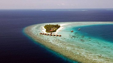 Parti per le Maldive: al Seaclub Maayafushi Resort per una settimana!