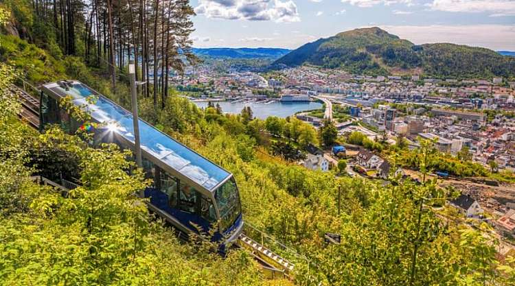 Il Famoso Tour: la Norvegia come non l'hai mai vista da soli 740 euro