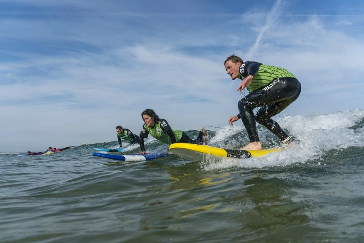 Surf Camp in Spagna: Somo e l'Atlantico ti aspettano da soli 292 euro