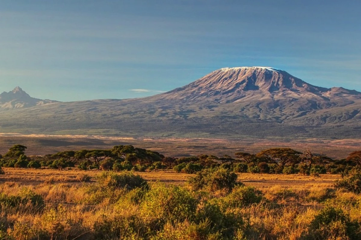 Sulla vetta del Kilimangiaro: trekking in Tanzania da 2.285 euro
