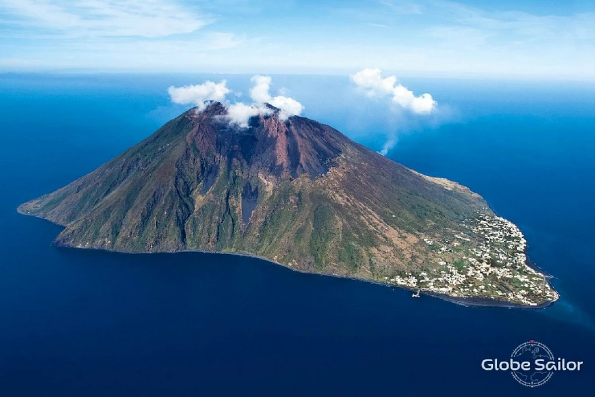 Una crociera di 8 giorni per scoprire le isole Eolie: da 1.250 euro