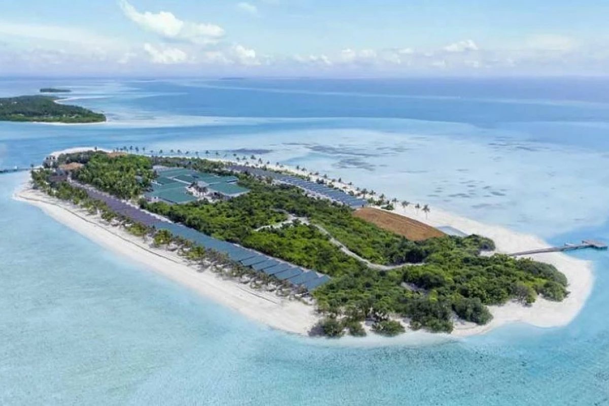Nuovo Innahura Maldives resort 3 stelle nell'Atollo di Lhaviyani