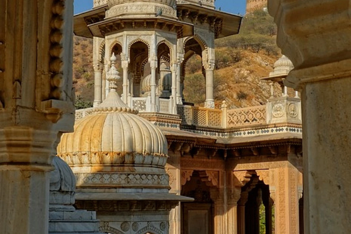 Tour India del Rajastan e Agra 7 nt e soggiorno mare Maldive 4 nt