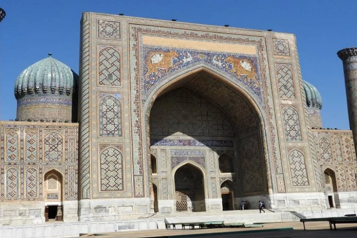 UZBEKISTAN - Samarcanda la calligrafia araba sulla Via della Seta