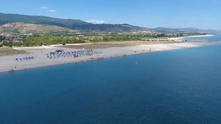 Capo Rizzuto: 8 giorni 7 notti solo soggiorno a soli 227 € per 4 pax