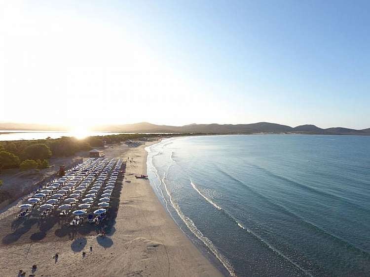 Villaggio Bravo Porto Pino in Sardegna per una vacanza indimenticabile