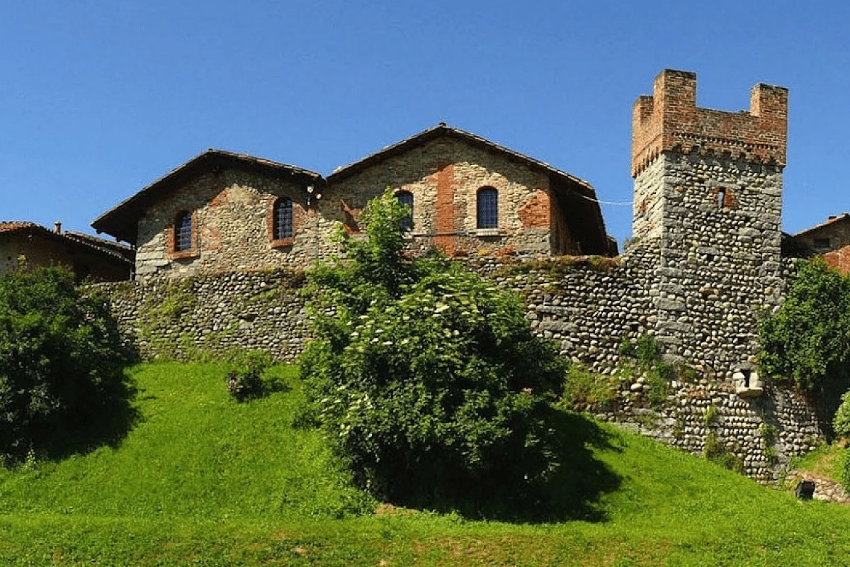 Ricetto di Candelo, il suggestivo borgo medievale del biellese