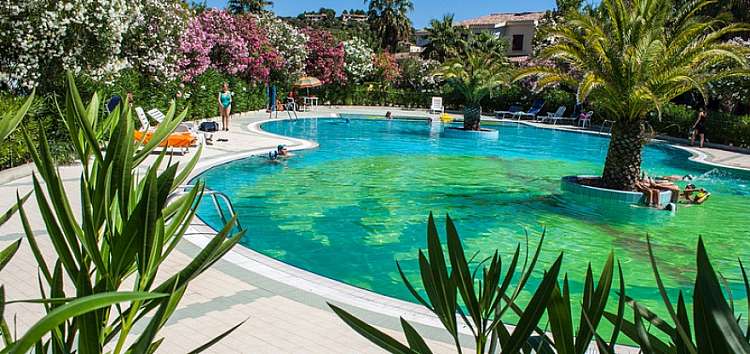 Sardegna Porto Ottiolu: Residence Oasi Anfiteatro da 199 €