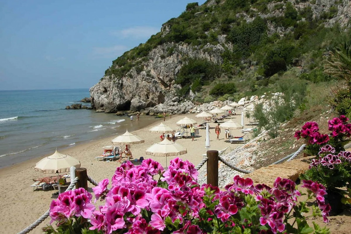 1° MAGGIO a SPERLONGA! 3 notti in hotel mezza pensione a € 289!