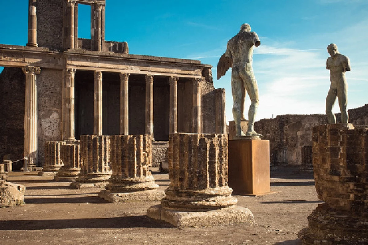 Tour classico di Napoli e del sito archeologico di Pompei