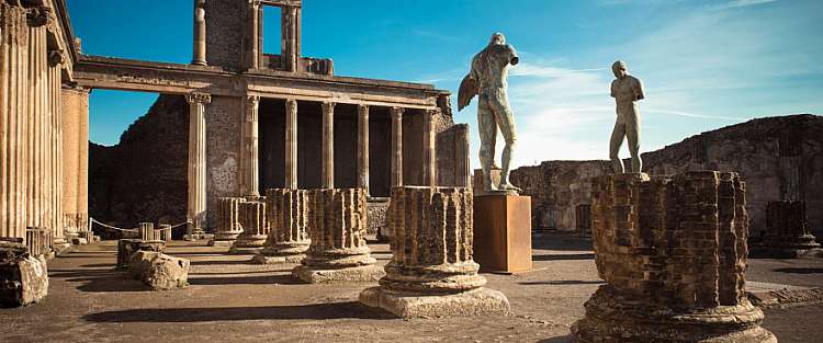 Tour classico di Napoli e del sito archeologico di Pompei
