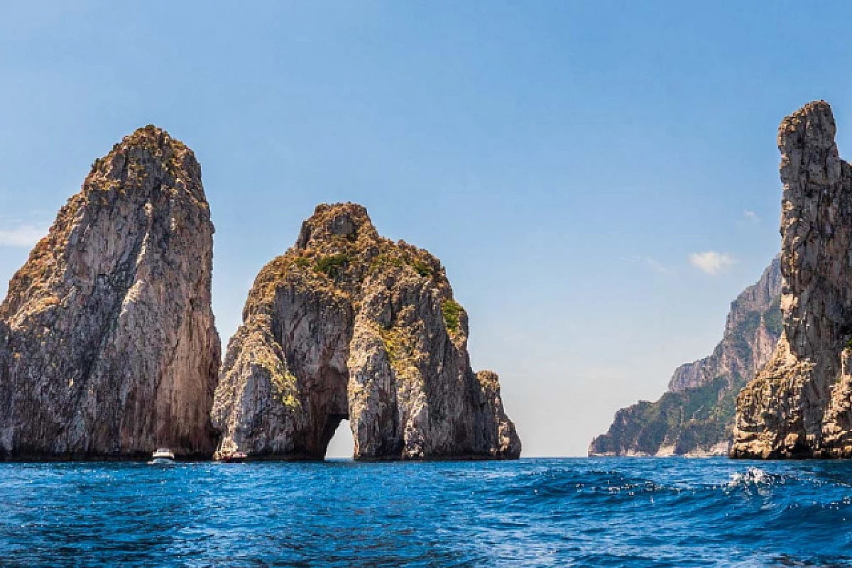 Tour classico di Napoli e Capri, la perla del Mediterraneo