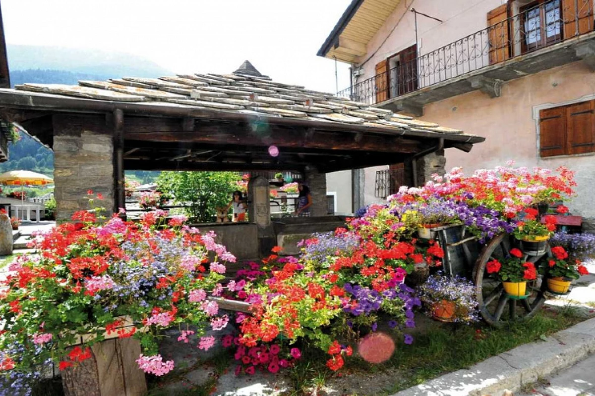 ETROUBLES, IL BORGO - MUSEO A CIELO APERTO NEL CUORE DELLA VAL D'AOSTA