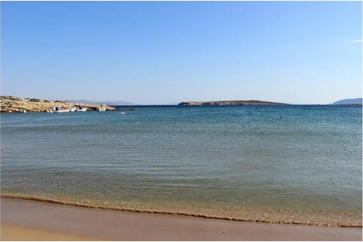 Estate a Paros sulle orme del film Immaturi tra bellissime spiagge