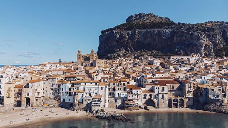 Capodanno in Sicilia con il tour Sicilian Secrets 6 giorni da Catania