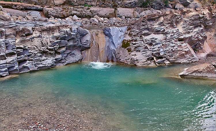 All'avventura alle cascate della Val Pessola: a contatto con la natura