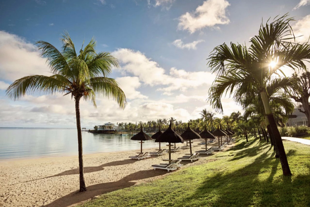 MAURITIUS: HOTEL LUX* GRAND-GAUBE – BED AND BREAKFAST