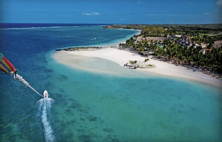 MAURITIUS: HOTEL LUX* BELLE MARE RESORT – BED AND BREAKFAST