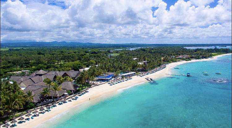 MAURITIUS: HOTEL CONSTANCE BELLE MARE PLAGE – MEZZA PENSIONE