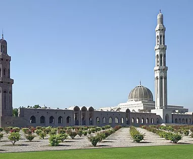 EMIRATI ARABI E OMAN: TOUR COMBINATI DAL MODERNISMO ALLE TRADIZIONI