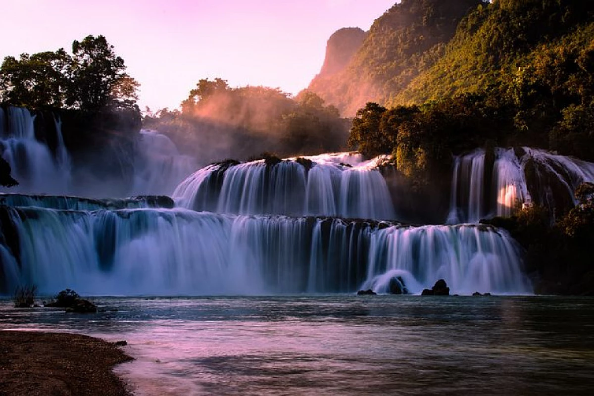 TOUR INDIVIDUALI LAOS, APPASSIONATAMENTE VIETNAM E CAMBOGIA