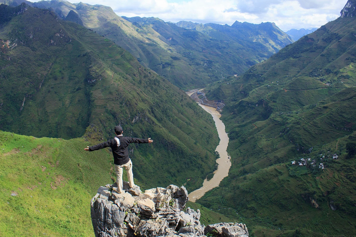 Panorama del Nord-Ovest Vietnam: tra montagne, risaie e culture uniche