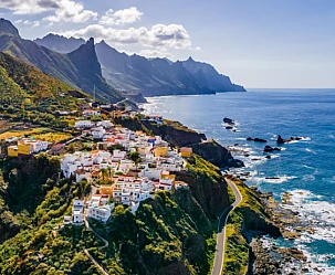 Capodanno alle Canarie? Con solo 1512€ a persona puoi volare sotto il cielo azzurro di Tenerife