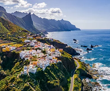 Capodanno alle Canarie? Con solo 1512€ a persona puoi volare sotto il cielo azzurro di Tenerife