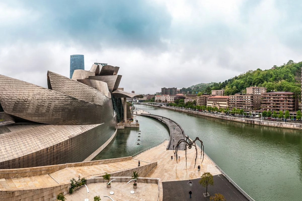 Capodanno a Bilbao: Ilunion San Mames, un incanto tra modernità e natura a meno di 900 euro!