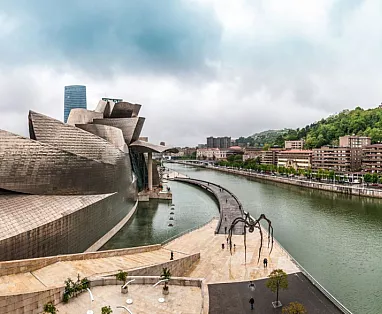 Capodanno a Bilbao: Ilunion San Mames, un incanto tra modernità e natura a meno di 900 euro!
