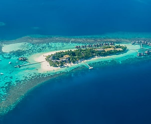 Furaveri Island Resort & Spa: Maldive di lusso a partire da soli 2105€