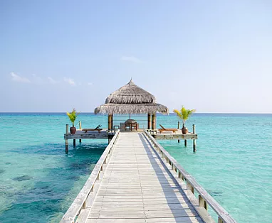 MALDIVE: 10 giorni di lusso a Kuramathi Island a soli 2050€!