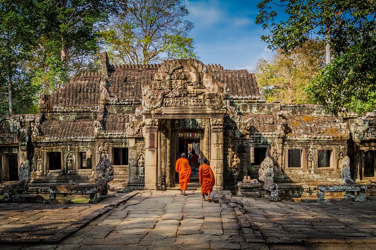 CAMBOGIA: TOUR NELLA TERRA DEI SORRISI 2025