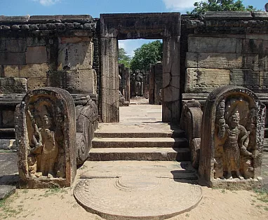 SRI LANKA: TOUR ALLA SCOPERTA DELLO SRI LANKA