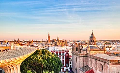 Weekend a Siviglia con volo diretto da Roma e 3 notti tra arte, sole e tradizione andalusa