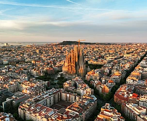 Weekend a Barcellona con volo diretto da Roma e soggiorno di 3 notti tra cultura e mare