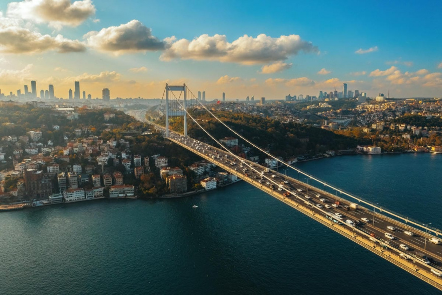 Weekend a Istanbul con volo diretto da Milano e soggiorno di 3 notti tra Oriente e Occidente