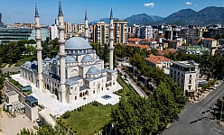 Weekend a Tirana con volo diretto da Roma e 2 notti tra cultura balcanica e atmosfera moderna