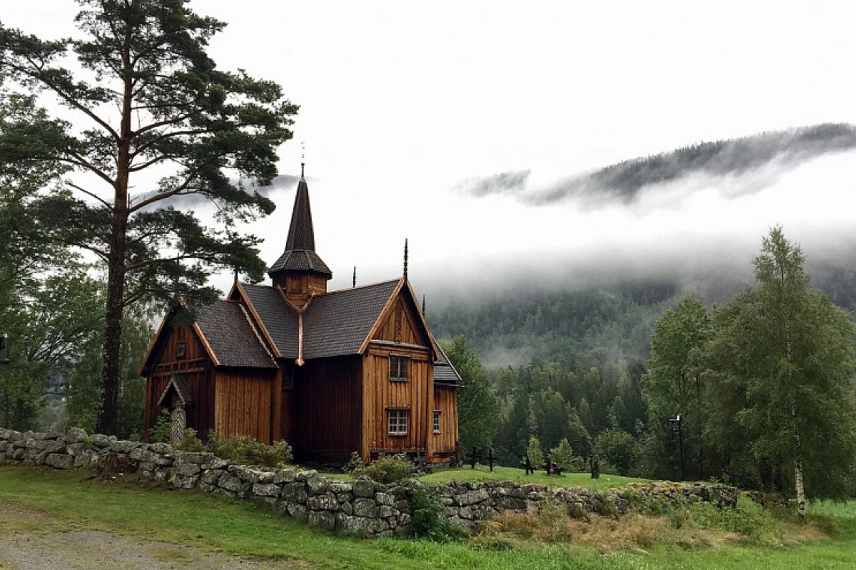 NORVEGIA: TOUR FIORDI NORVEGESI E LOFOTEN