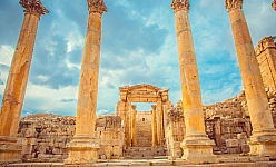 TOUR MINI PETRA & DUBAI - 8 GIORNI PARTENZA DA ROMA E MILANO