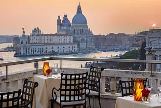 A Venezia c'è l'hotel preferito dai vip di tutto il mondo: tra lusso e storia parliamo del re indiscusso della laguna