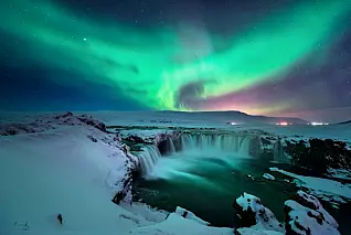 Un'esperienza che ti cambia la vita: da oggi puoi volare in Islanda per una settimana a caccia di aurora boreale, con meno di 500€