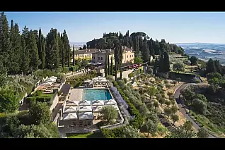 L'hotel più bello del mondo nel 2022! Ecco l'angolo di paradiso nascosto tra le dolci colline della Toscana