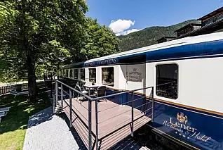 Dormire nel vagone di un treno nel cuore del Trentino Alto Adige: un'esperienza di lusso al Luxury Lodge Orient Express