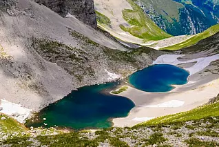 Esperienza indimenticabile nel Parco Nazionale dei Monti Sibillini: trekking al lago di Pilato